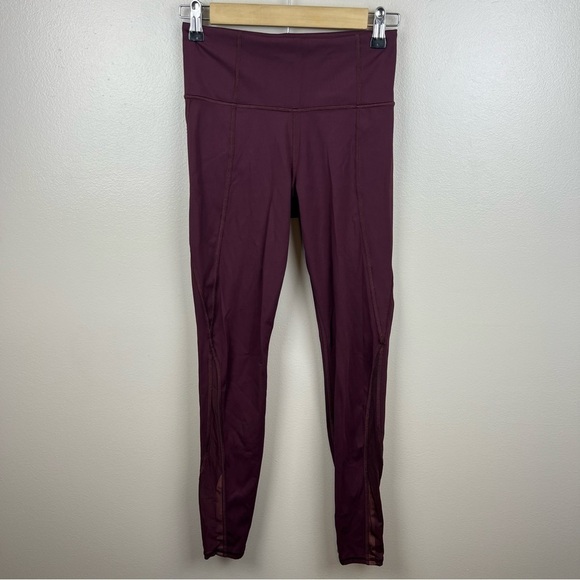 Athleta Lightning Stash Pocket Tight Leggings Size XS Burgundy Athletic Workout - Picture 1 of 11